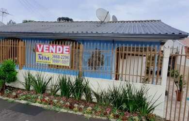 Imagem: A casa possui 3 Dormitórios, 1 Banheiro e 160m² de Área e