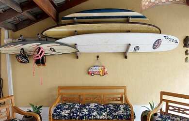 Imagem: A casa em condomínio possui 4 Dormitórios, 4 Banheiros, 2