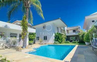 Imagem: A casa em condomínio possui 4 Dormitórios, 5 Banheiros, 4