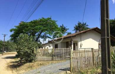 Imagem 4: Casa à venda no bairro Guamiranga - Guaramirim/SC