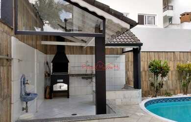 Imagem: A casa possui 4 Dormitórios, 4 Banheiros, 285m² de Área e