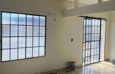 Imagem: A kitnet possui 1 Dormitório, 1 Banheiro e está localizado