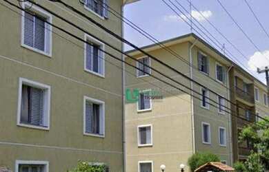 Imagem: O apartamento possui 3 Dormitórios, 1 Banheiro, 1 Vaga na garagem