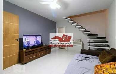 Imagem: A casa possui 2 Dormitórios, 2 Banheiros, 2 Vagas na garagem