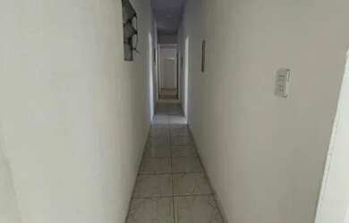 Imagem: A casa possui 2 Dormitórios, 1 Banheiro e 100m² de Área e