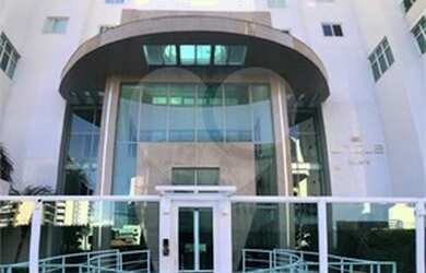 Imagem: O apartamento possui 3 Dormitórios, 2 Banheiros, 3 Vagas na