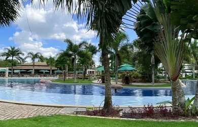 Imagem: O terreno possui 740m² de Área e está localizado em Centro