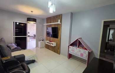 Imagem: A casa em condomínio possui 3 Dormitórios, 2 Banheiros, 2