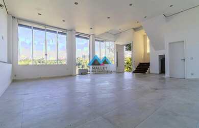 Imagem 8: Excelente Casa Triplex com 4 suítes, 436 m², toda reformada, à venda no Condomínio Ubá Ind