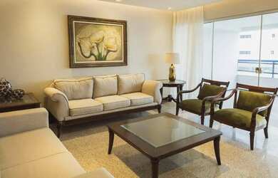 Imagem: O apartamento possui 4 Dormitórios, 4 Banheiros, 3 Vagas na