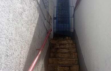 Imagem 15: Vendo casa antiga ótimo local