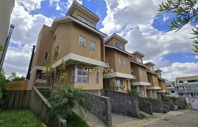 Imagem: A casa em condomínio possui 3 Dormitórios, 3 Banheiros, 2