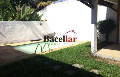 Imagem: A casa em condomínio possui 2 Dormitórios, 2 Banheiros, 2