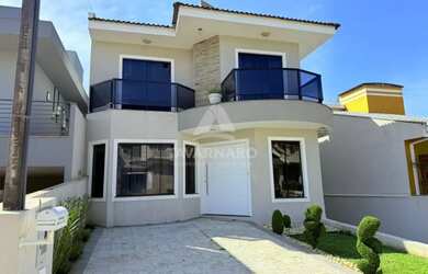 Imagem: A casa em condomínio possui 3 Dormitórios, 3 Banheiros, 4