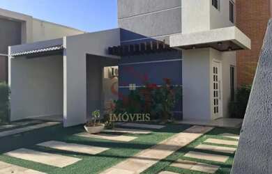 Imagem: A casa em condomínio possui 3 Dormitórios, 1 Banheiro, 2 Vagas