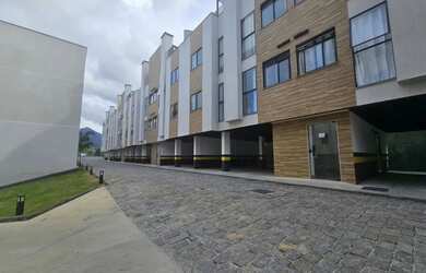 Imagem: O apartamento possui 3 Dormitórios, 2 Banheiros, 2 Vagas na