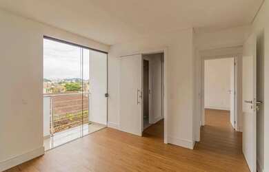 Imagem 15: Sobrado Geminado com 3 suíte(s) à venda no bairro SAGUACU em JOINVILLE, por R$ 1.490.000.0