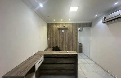 Imagem: O depósito possui 1 Vaga na garagem e está localizado em