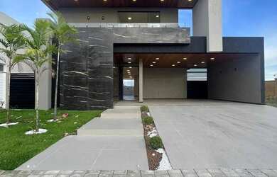 Imagem: A casa em condomínio possui 4 Dormitórios, 5 Banheiros, 4