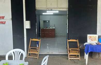 Imagem: O depósito possui 30m² de Área e está localizado em Fronteira