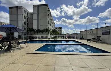 Imagem: O apartamento possui 2 Dormitórios, 1 Banheiro, 1 Vaga na garagem