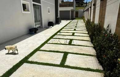 Imagem: A casa em condomínio possui 5 Dormitórios, 5 Banheiros, 5