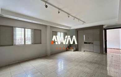 Imagem: A casa em condomínio possui 3 Dormitórios, 4 Banheiros, 2