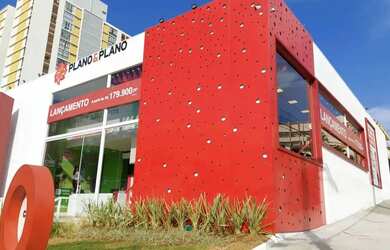 Imagem: O depósito possui 5 Vagas na garagem, 600m² de Área e está