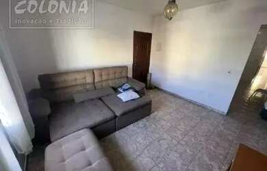 Imagem: A casa possui 2 Dormitórios, 2 Banheiros, 2 Vagas na garagem