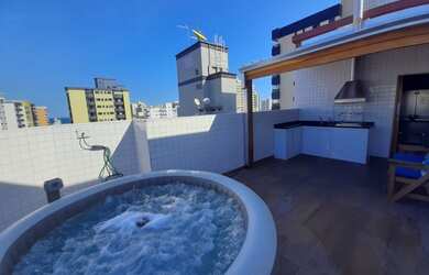 Imagem: O apartamento na cobertura possui 3 Dormitórios, 2 Banheiros