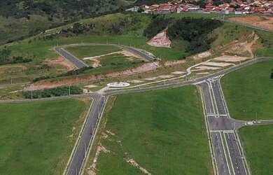 Imagem: O terreno possui 770m² de Área e está localizado em Jardim