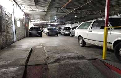 Imagem: O depósito possui 1.100m² de Área e está localizado em