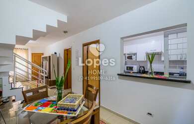 Imagem: A casa possui 4 Dormitórios, 4 Banheiros, 3 Vagas na garagem