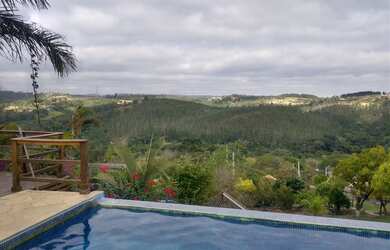 Imagem: A fazenda possui 2.000m² de Área e está localizado em Mairinque