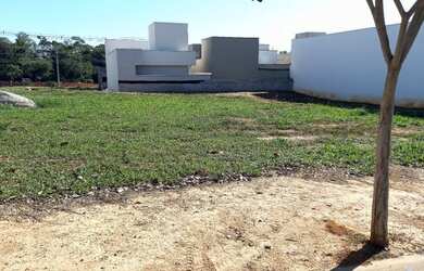 Imagem: O terreno possui 175m² de Área e está localizado em Village