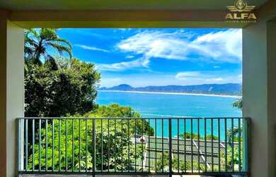 Imagem: A casa em condomínio à venda possui 5 Dormitórios, 5 Banheiros