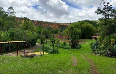 Imagem: A fazenda à venda possui 115000000m² de Área e está localizado