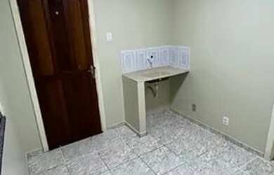 Imagem: A kitnet possui 1 Dormitório, 1 Banheiro, 1 Vaga na garagem