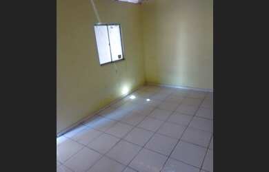 Imagem 5: Casa por tras do canal 5. Varanda, Área de serviço, 2 Banheirose2 Dormitórios