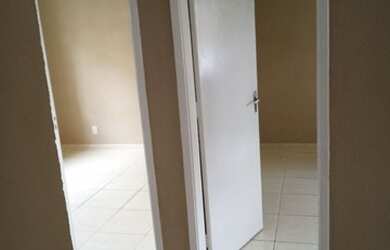 Imagem: O apartamento e possui 2 Dormitórios, Suítes, 1 Banheiro