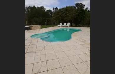 Imagem: A fazenda possui 31.000m² de Área e está localizado em Xuri