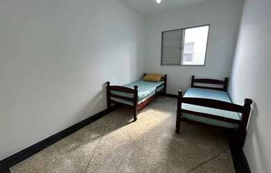 Imagem: O apartamento e possui 2 Dormitórios, Suítes, 1 Banheiro