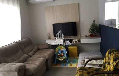 Imagem: A casa possui 3 Dormitórios, 3 Banheiros, 2 Vagas na garagem