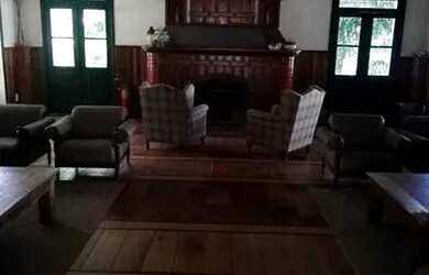 Imagem: Vende-se apartamento mobiliado em Petrópolis