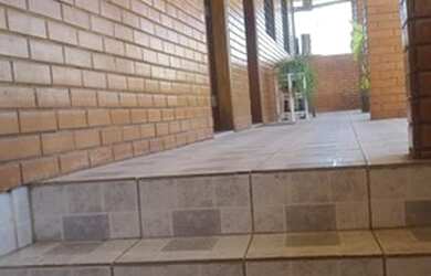 Imagem: A casa possui 3 Dormitórios, 1 Banheiro e 100m² de Área e