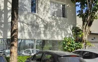 Imagem: O depósito possui 3 Vagas na garagem e 1155m² de Área e está