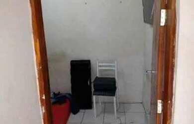 Imagem 3: Casa para venda com 90 metros quadrados com 2 quartos em Fazenda Coutos...