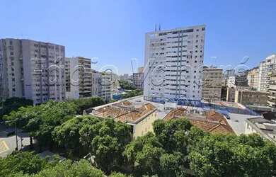 Imagem 2: Rua Uruguai - 02 minutos do metrô Uruguai - Parte Nobre- 3Qts com Vaga