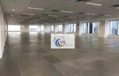 Imagem: O depósito possui 5 Vagas na garagem, 1.382m² de Área e