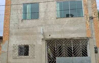 Imagem: A casa possui 2 Dormitórios, 2 Banheiros, 1 Vaga na garagem